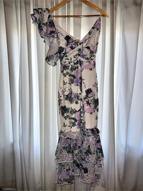 Two Sisters EVALIAH DRESS Floral Midi Dress in Purple & White Size 4 Like New